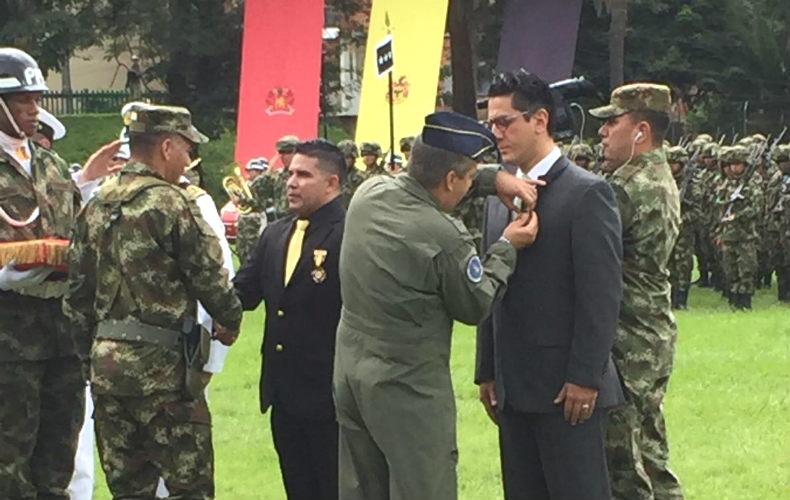 La Armada Nacional de Colombia condecoró a la Fundación Pintuco