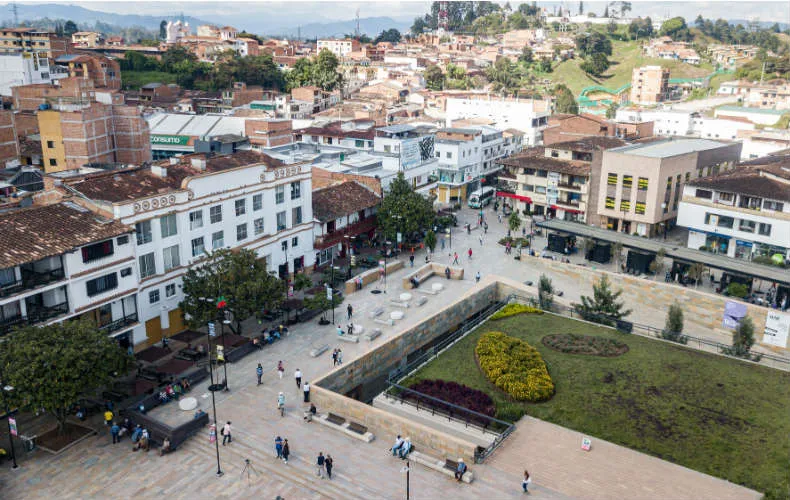 El Centro Histórico de Rionegro cuenta su historia a través del color